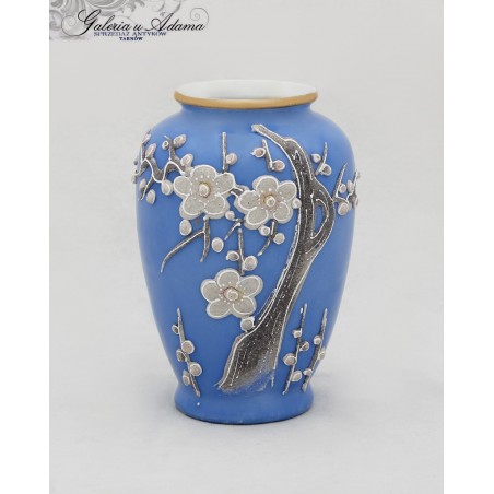 JAPONIA -Porcelanowy flakonik z aplikacją z porcelany biskwitowej - gałązka kwitnącej wiśni – Piękny !