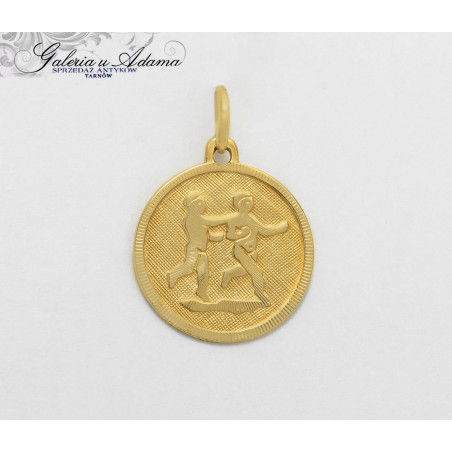 WISIOREK ZŁOTY-18 K ( ~3,36 g ) ZNAK ZODIAKU “BLIŹNIĘTA”-NOWOCZESNA PŁASKORZEŹBA !