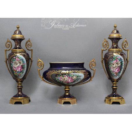 FRANCJA „ LIMOGES ” Porcelanowy zestaw trzech waz-Królewski kobalt-RĘCZNIE MALOWANE I ZŁOCONE.