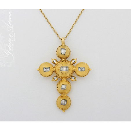 XIX w-Krzyżyk złoty-18 k (~6,54 g) wysadzany diamentami-1,00 k- (łańcuszek 18 k/2,70 g za dopłatą 650 zł/1g/1755,-).